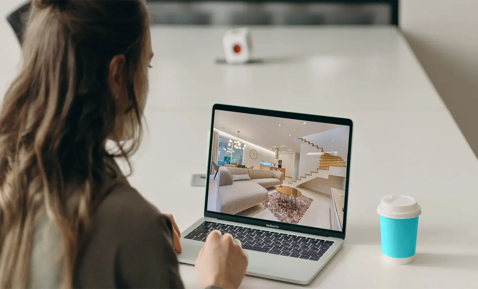 Immersive Views with Real Images